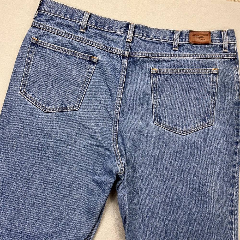 L.L.Bean Jeans Mens 42x36 Blue Classic Fit Straight Leg Zip Fly Denim Workwear